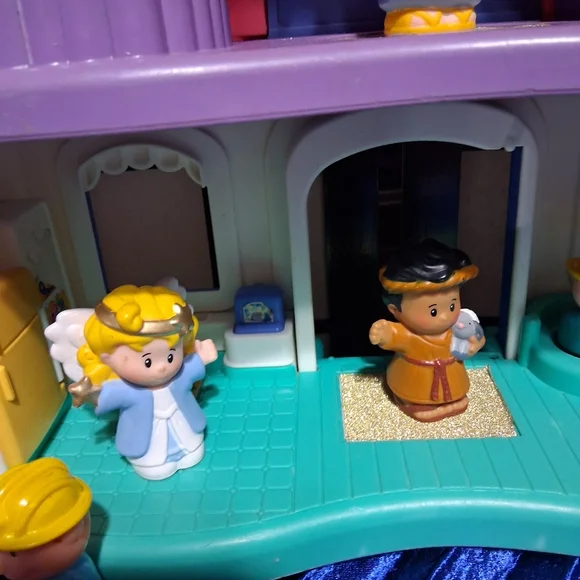 Fisher-Price Little People Sweet Sounds Home - Picture 9 of 16